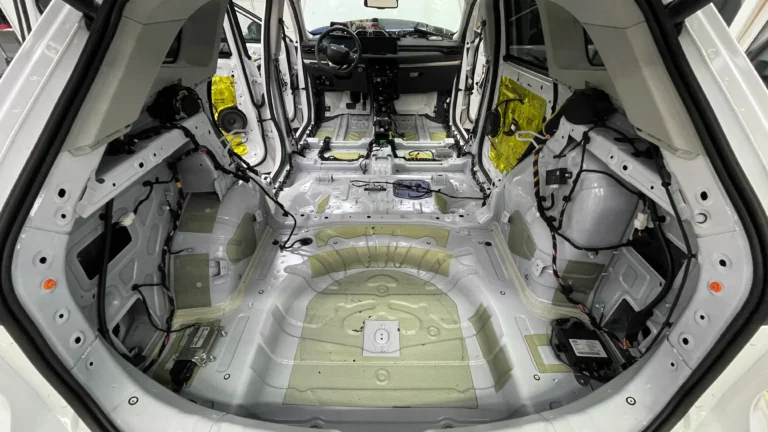 Шумоизоляция-багажника-Exeed TXL 2022-1