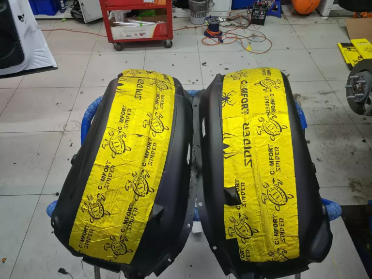 Шумоизоляция арок Jeep Wrangler Rubicon-4