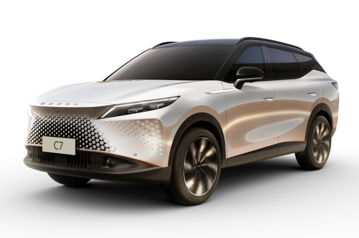 Omoda C7