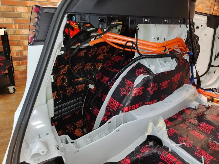 Шумоизоляция багажника Tesla Model Y-5