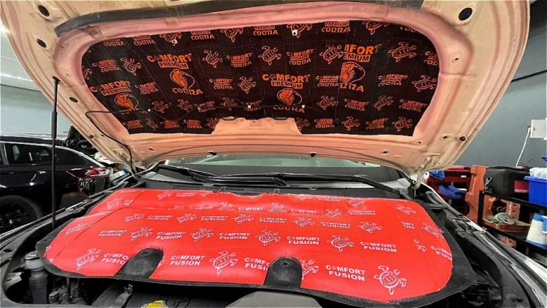 Шумоизоляция капота Toyota Highlander