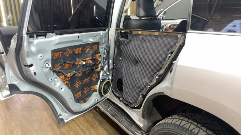 Шумоизоляция дверей Toyota Land Cruiser Prado 2022-5