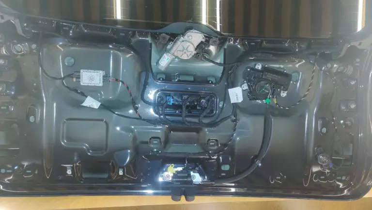 Шумоизоляция дверей Volkswagen Teramont-12