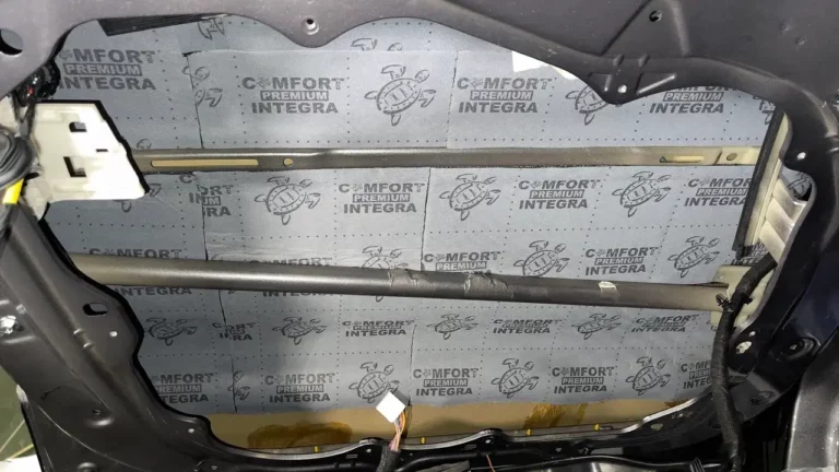 Шумоизоляция Hyundai Santa Fe 2023 двер2