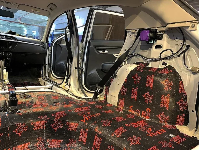 Шумоизоляция багажника KIA Rio X-line-3